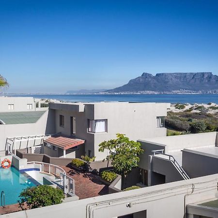 Luxury Private Beachfront 2 Bedroom Dolphin Apartment, Blouberg, Cape Town Bagian luar foto